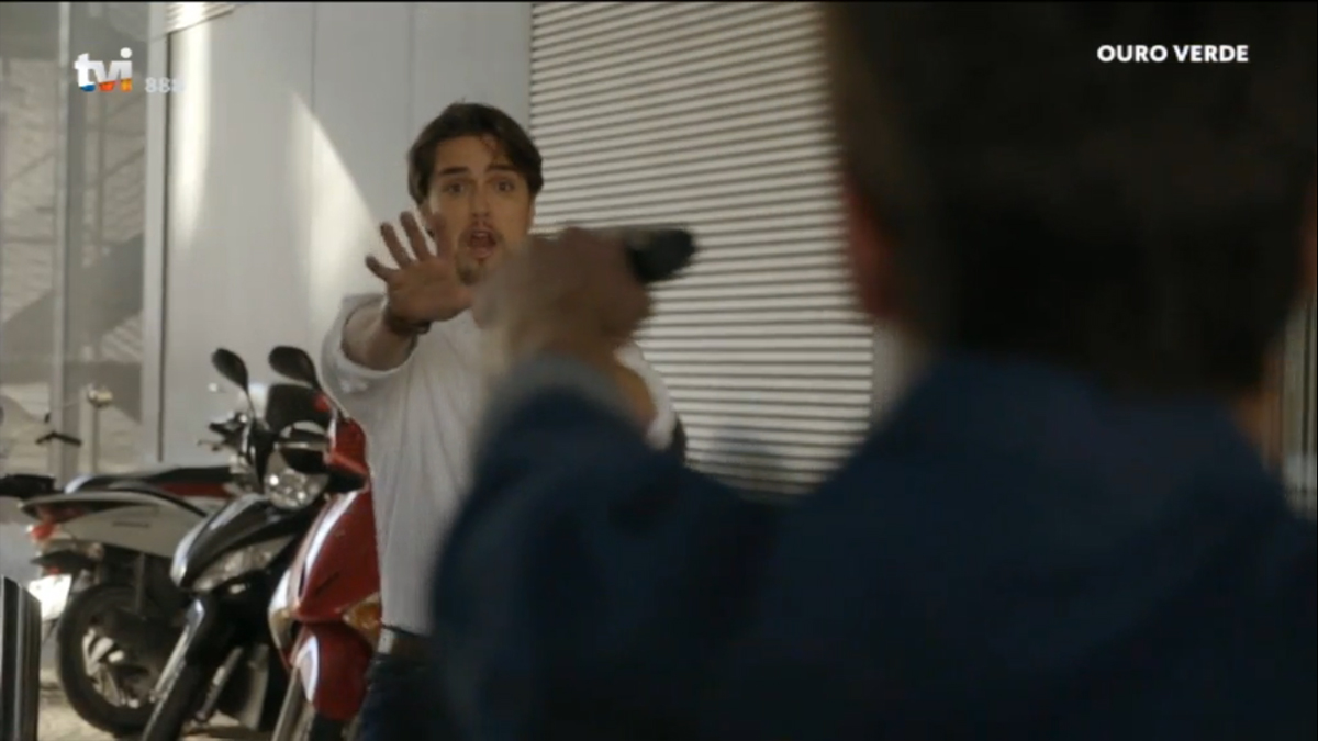 Jorge (Diogo Morgado) e Salvador (Rodrigo Paganelli) em Ouro Verde
