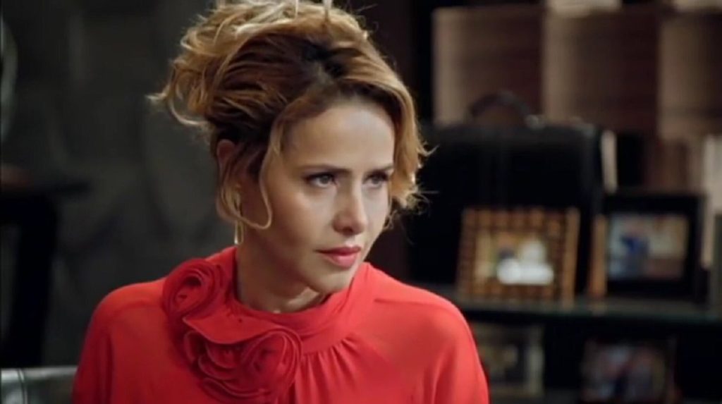 Leona Cavalli como Ariela Feld em Apocalipse
