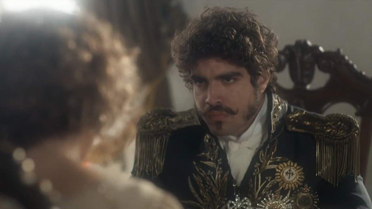 Leopoldina (Letícia Colin) e Pedro (Caio Castro) em Novo Mundo