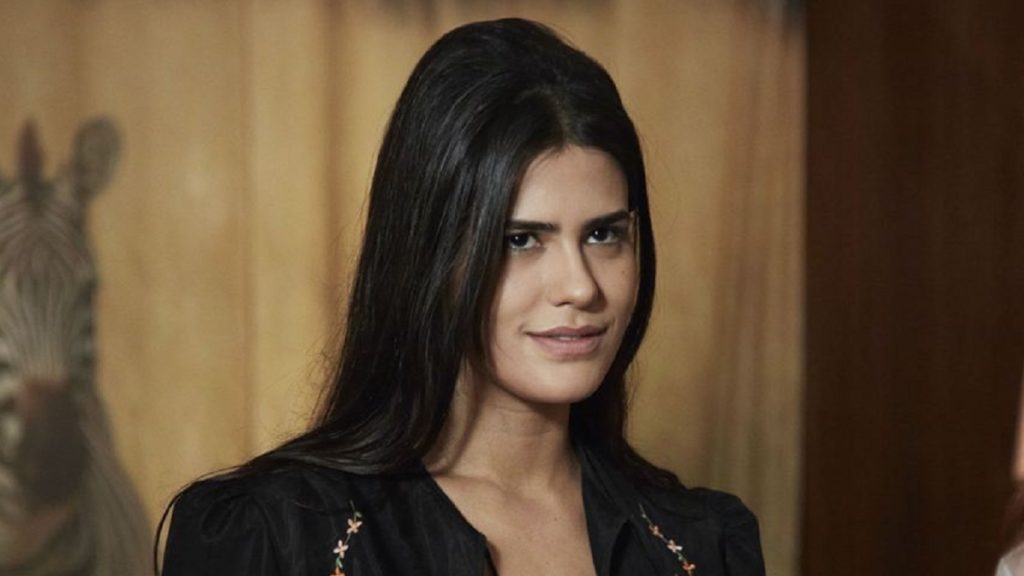 Antonia Morais como Lúcia McCartney