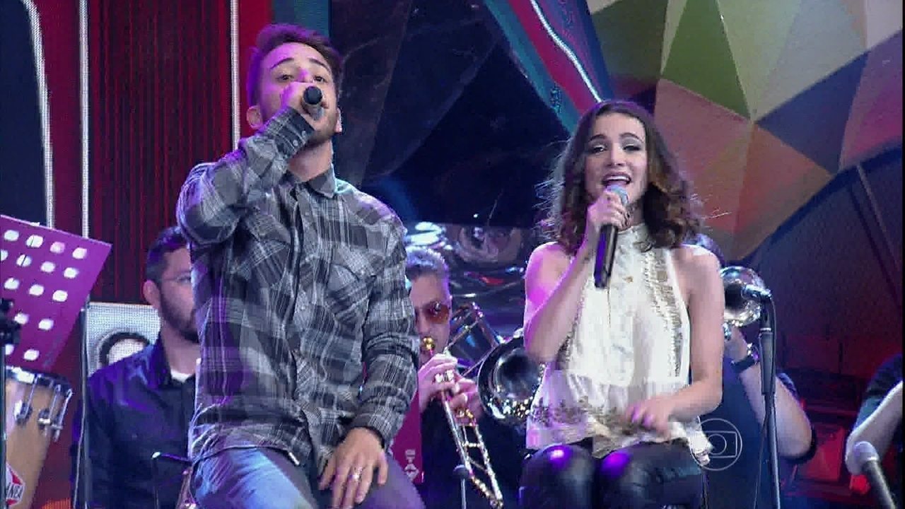 Manu Gavassi e Júnior Lima no Altas Horas