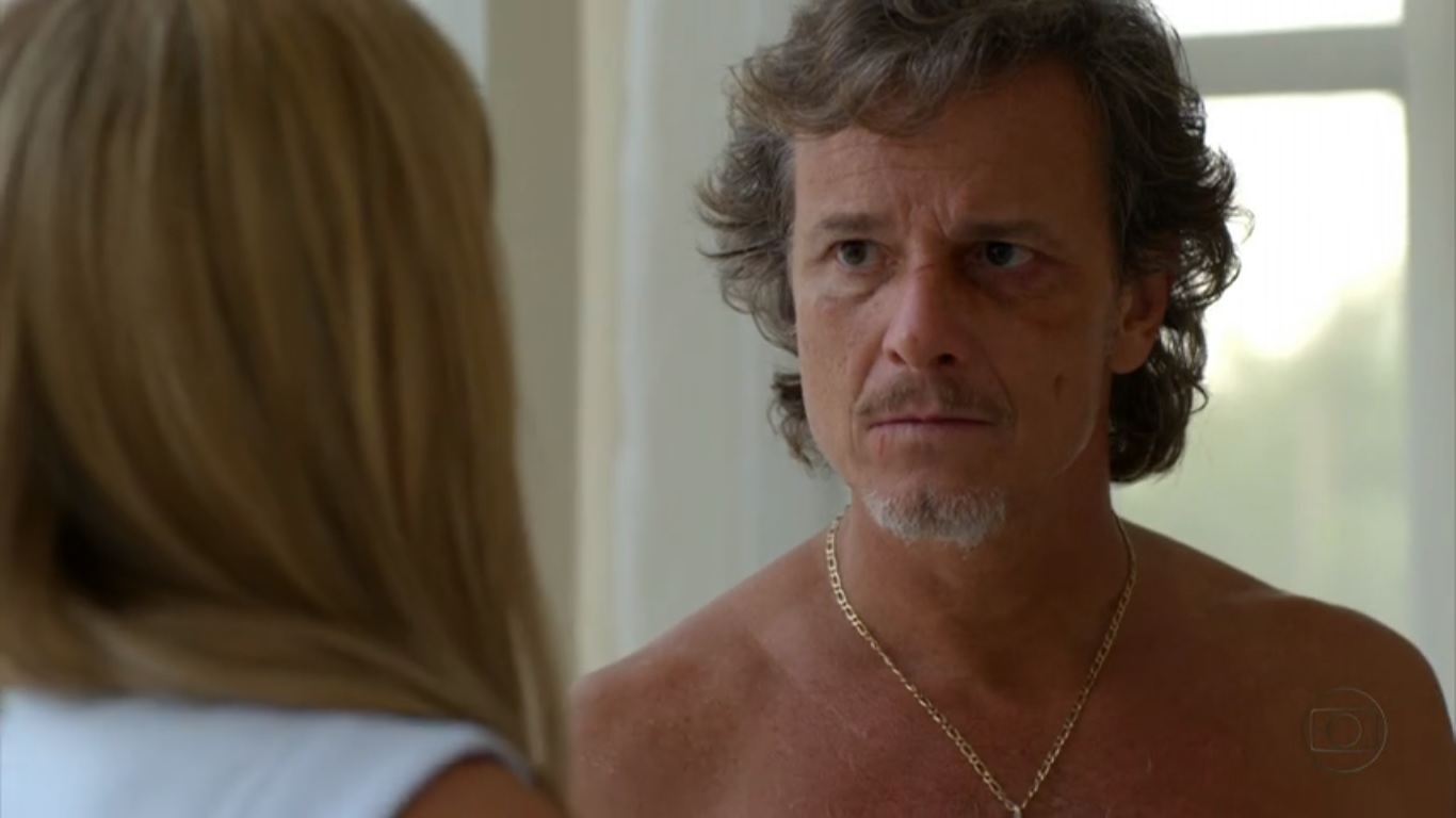 Max (Marcello Novaes) de Avenida Brasil