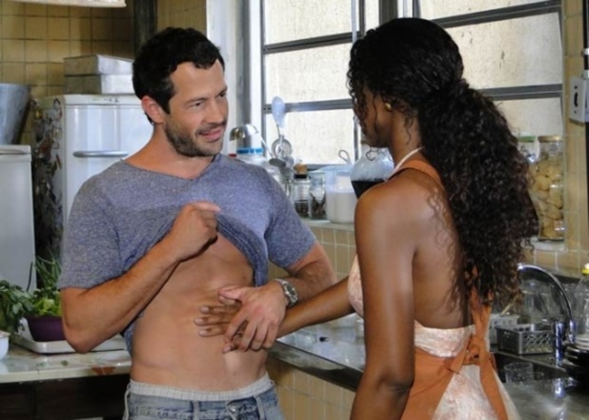 Quinzé (Malvino Salvador) e Dagmar (Cris Vianna) de Fina Estampa