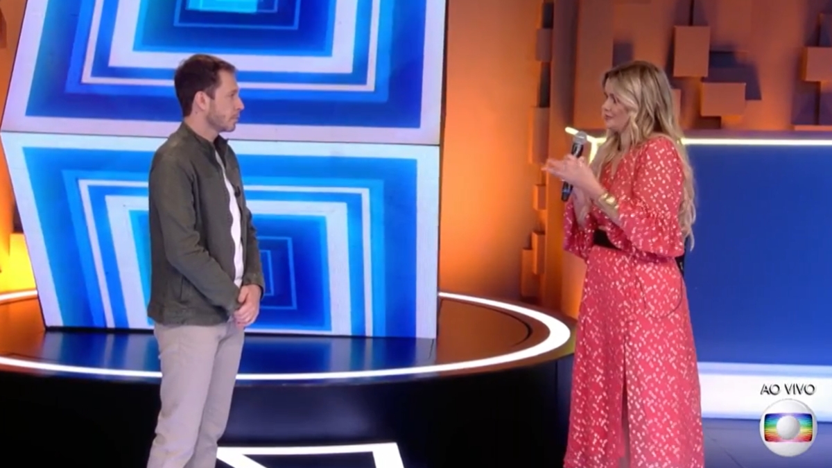 Tiago Leifert e Marcela após o paredão