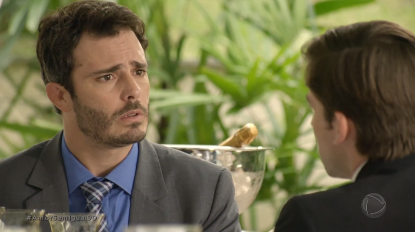 Tobias (Thiago Rodrigues) em Amor Sem Igual
