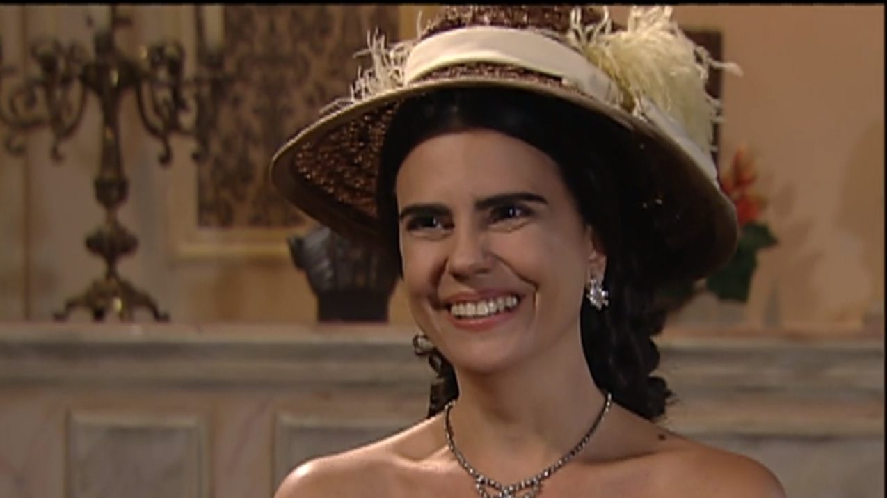 Tomásia (Mayara Magri) em A Escrava Isaura