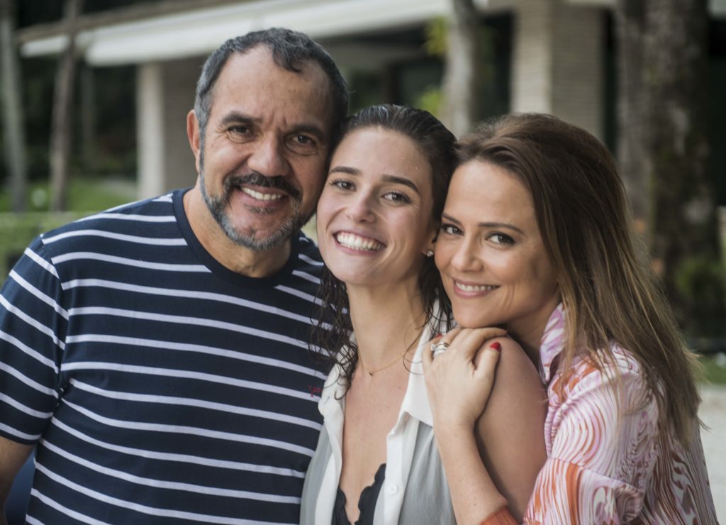 Sofia (Priscila Steinman), Lili (Viviane Pasmanter) e Germano (Humberto Martins)