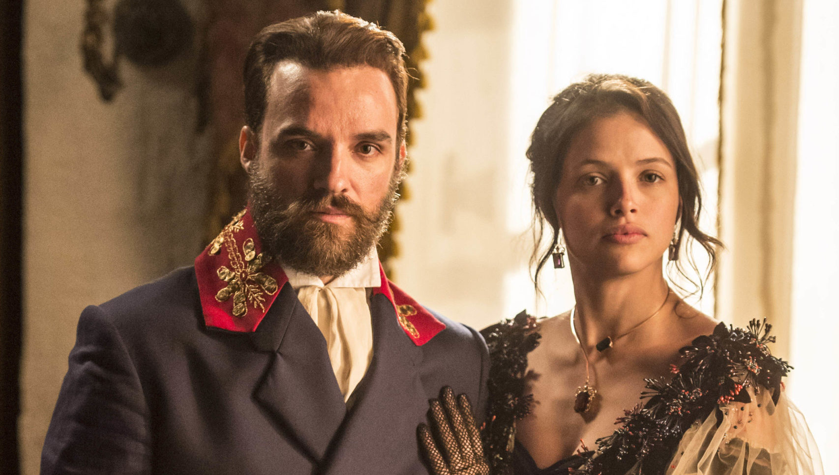 Domitila ( Agatha Moreira ) e Francisco ( Alex Morenno, de Novo Mundo