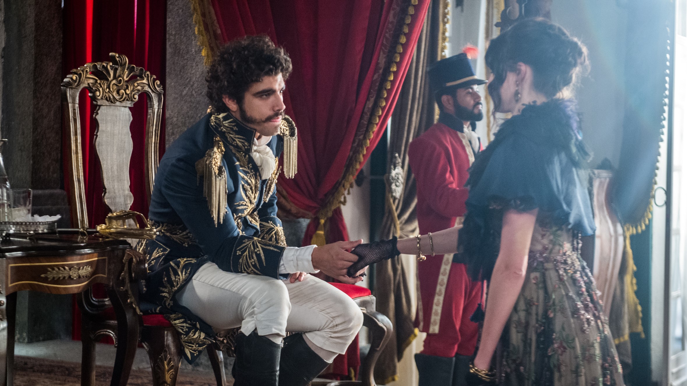 Domitila (Agatha Moreira) e Pedro (Caio Castro) em Novo Mundo