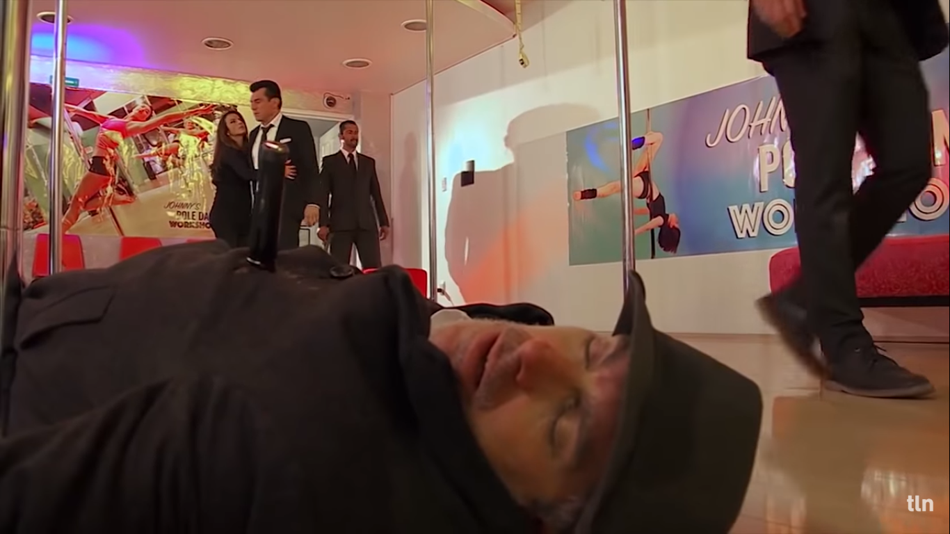 Henrique (Lisardo Guarinos) tem morte trágica em Meu Coração é Teu (Reprodução / YouTube)