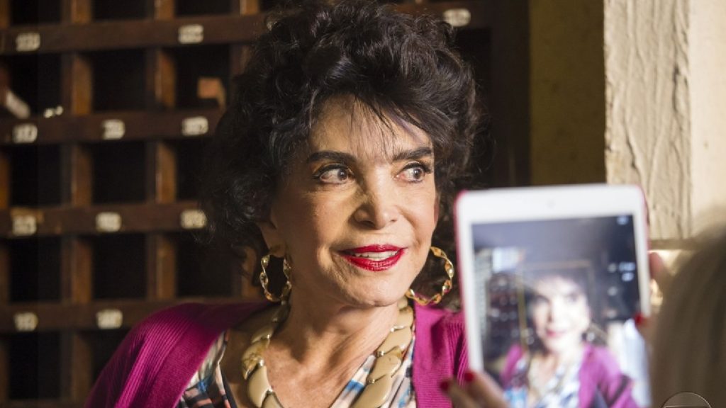 Lady Francisco como Fátima em Totalmente Demais (Divulgação / Globo)