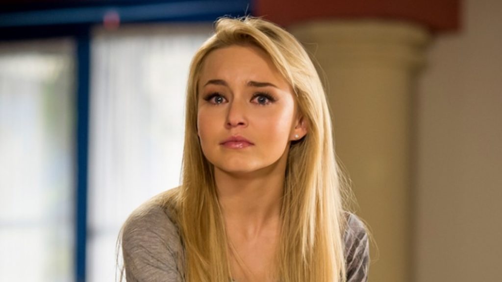 Angelique Boyer é Montserrat em O Que a Vida Me Roubou (Reprodução: SBT)
