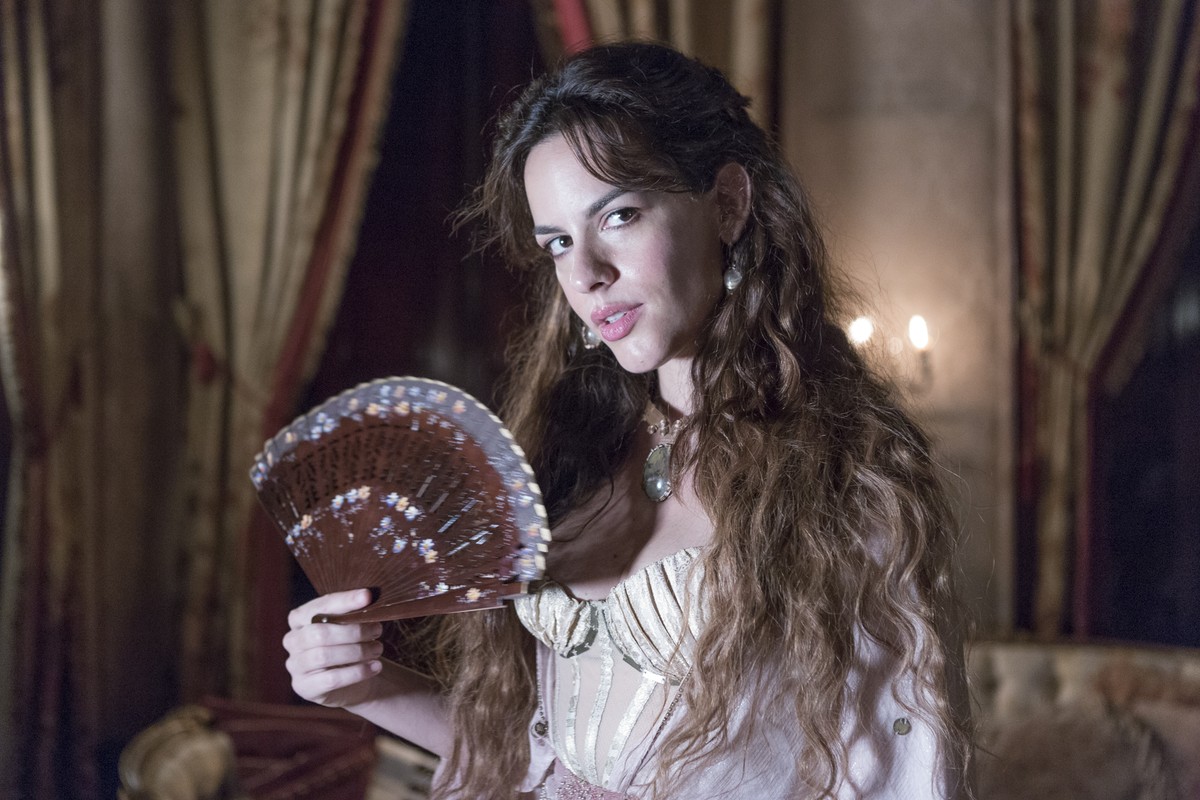 Noémi (Luisa Micheletti) em Novo Mundo