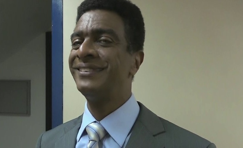 Zé Pedro (Hélio de La Peña) em Totalmente Demais