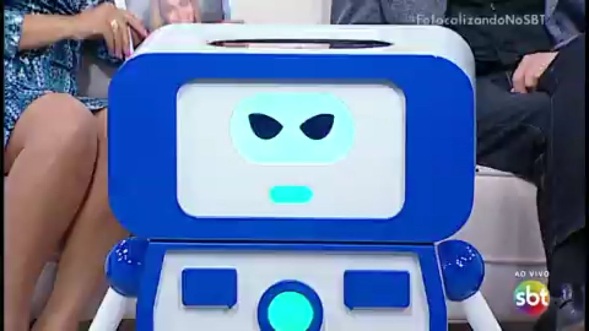 Fofobyte o robô vira estrela do Triturando