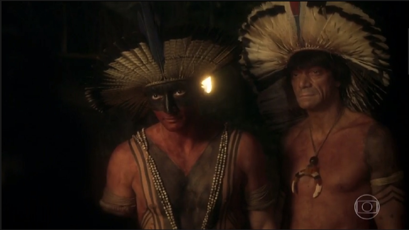 Cacique Ubirajara (Allan Souza Lima) e Pajé Tibiriçá (Roney Villela) em Novo Mundo