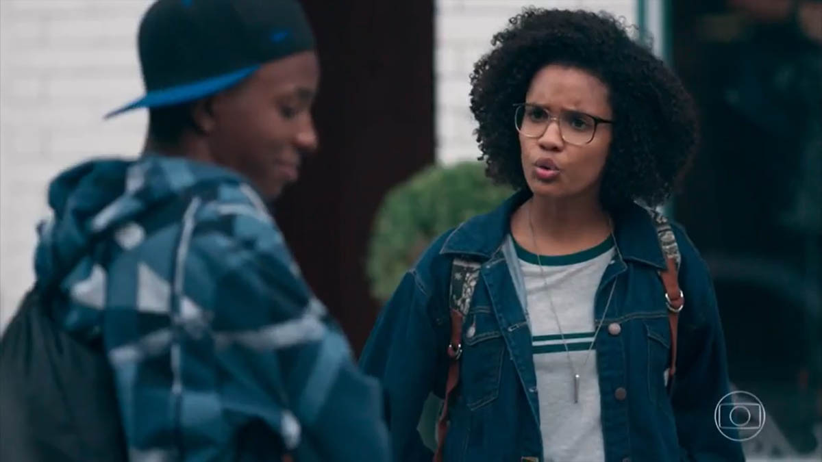 Fio (Lucas Penteado) e Ellen (Heslaine Vieira) em Malhação