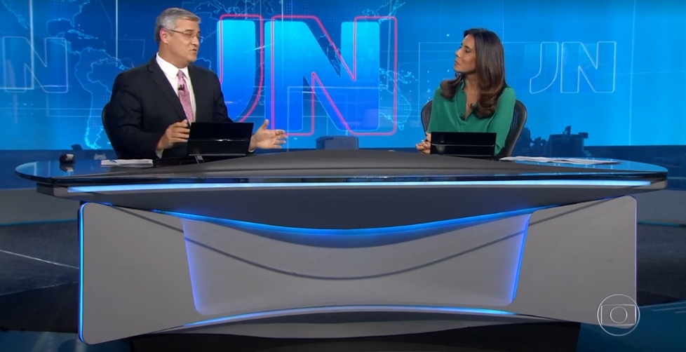 Flávio Fachel e Mônica Teixeira no JN (Reprodução: TV Globo)