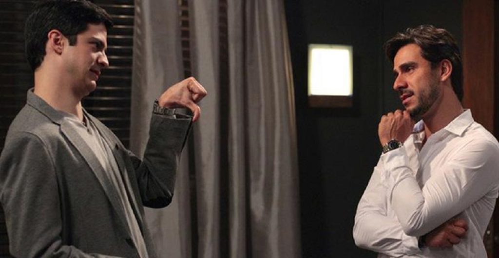 Félix (Mateus Solano) e Jacques (Júlio Rocha) em Amor à Vida