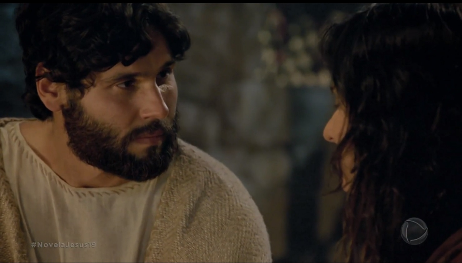 Jesus (Dudu Azevedo) e Maria (Cláudia Mauro) em Jesus