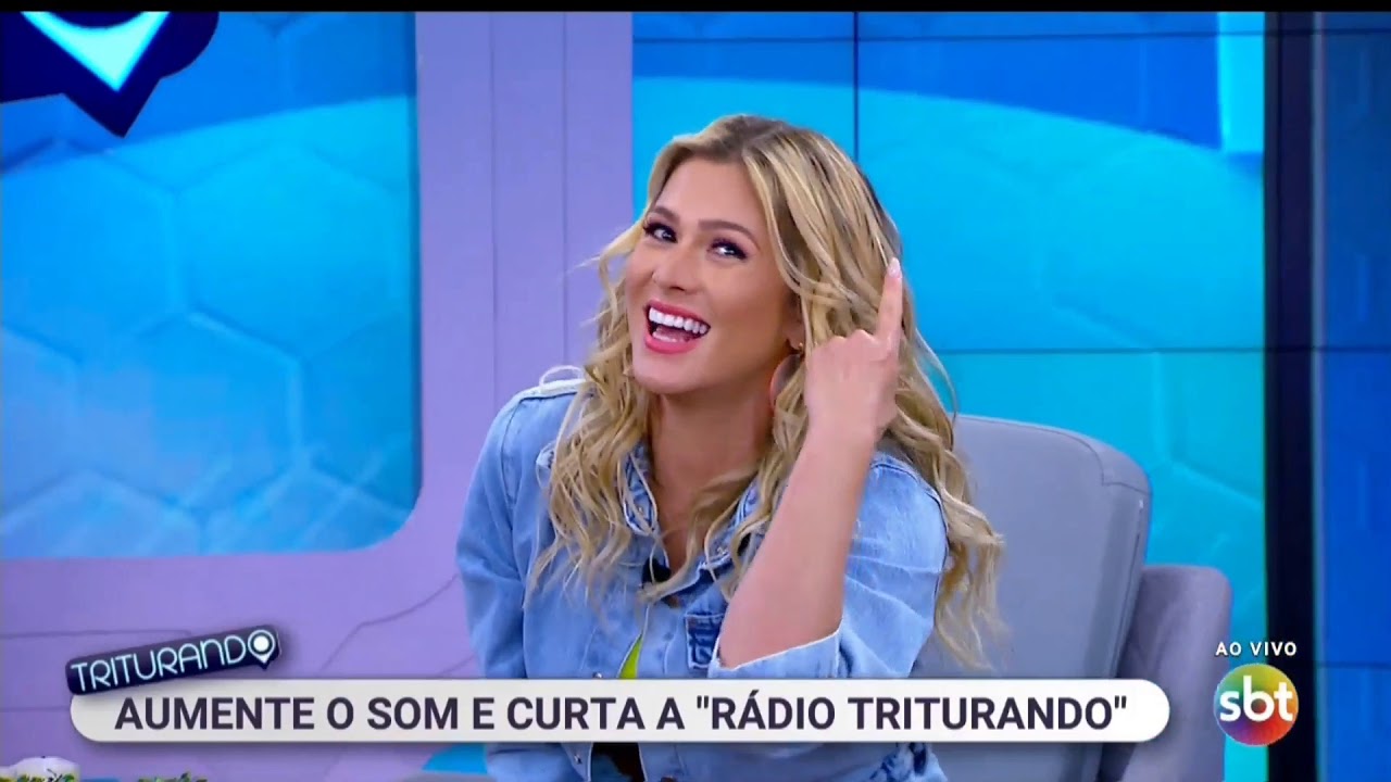 Lívia Andrade no Triturando