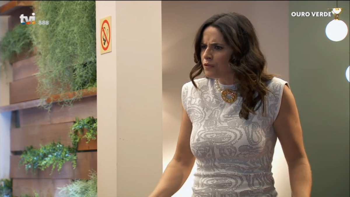 Rita (Dina Félix da Costa) em Ouro Verde
