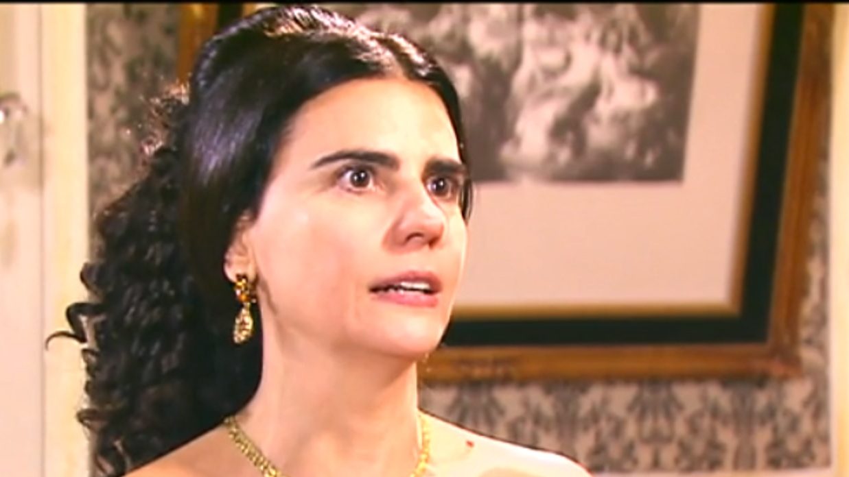 Tomásia (Mayara Magri) em A Escrava Isaura