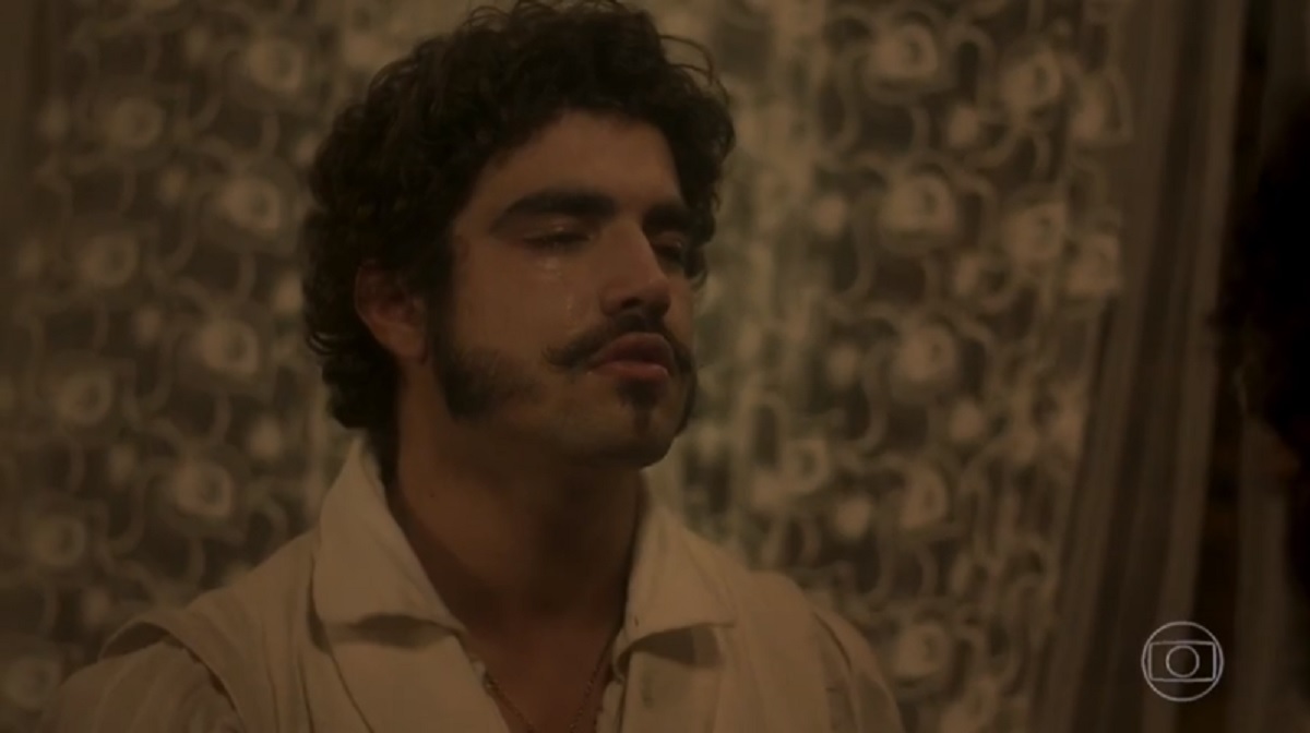Dom Pedro chora a perda do filho, em Novo Mundo