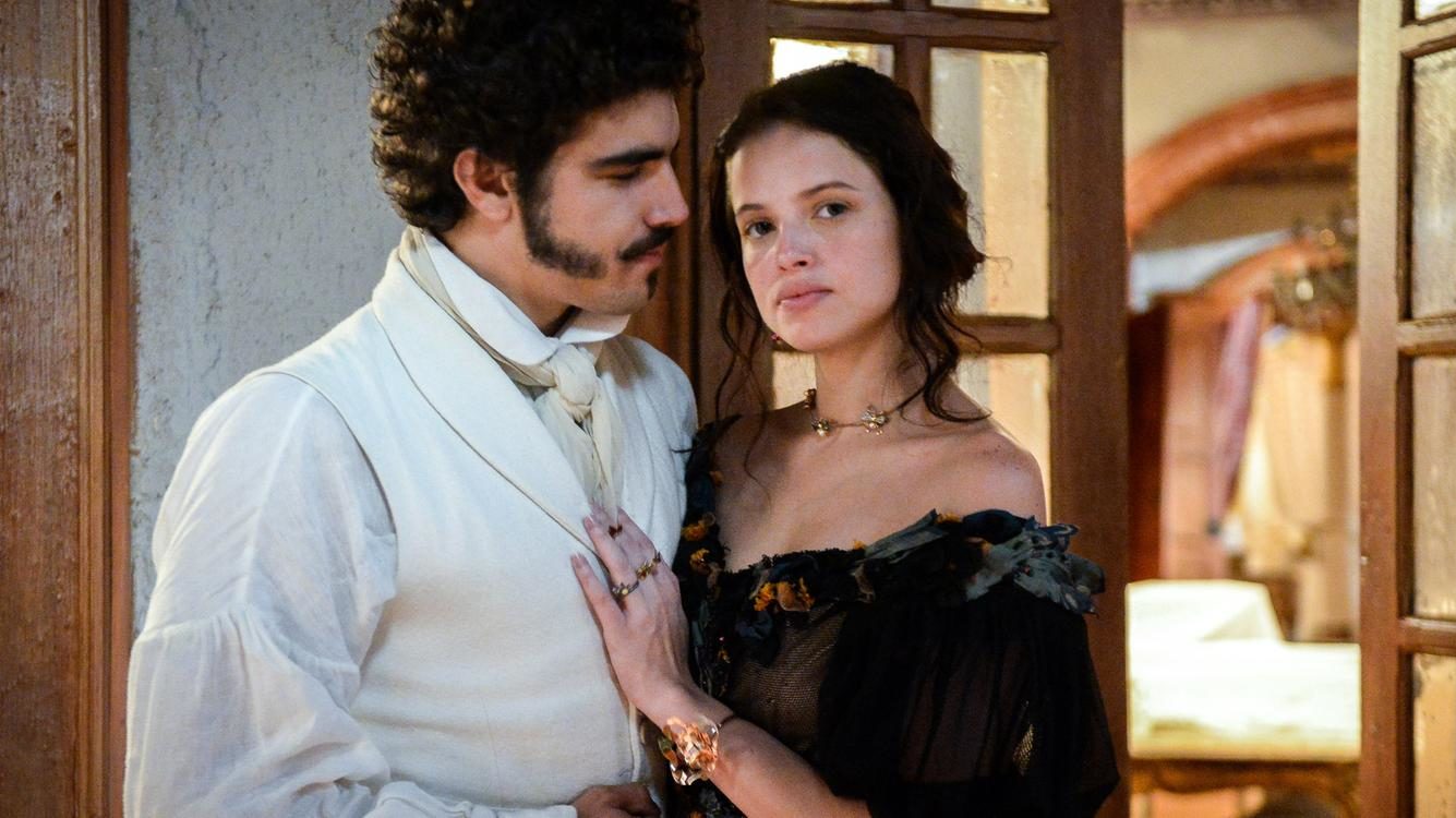 Caio Castro e Ágatha Moreira como Pedro e Domitila em Novo Mundo (Divulgação / Globo)