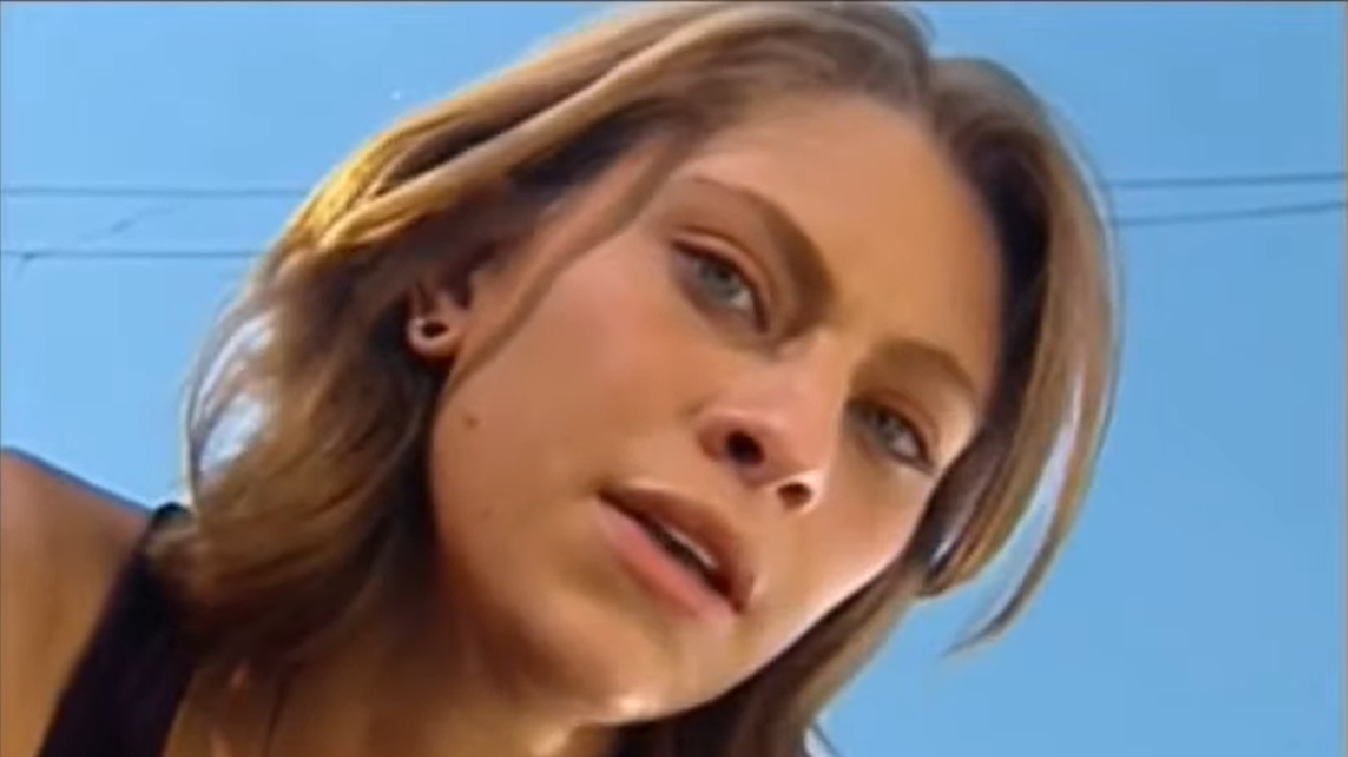 Lana Rhodes como Esmeralda em Os Mutantes (Reprodução / YouTube)