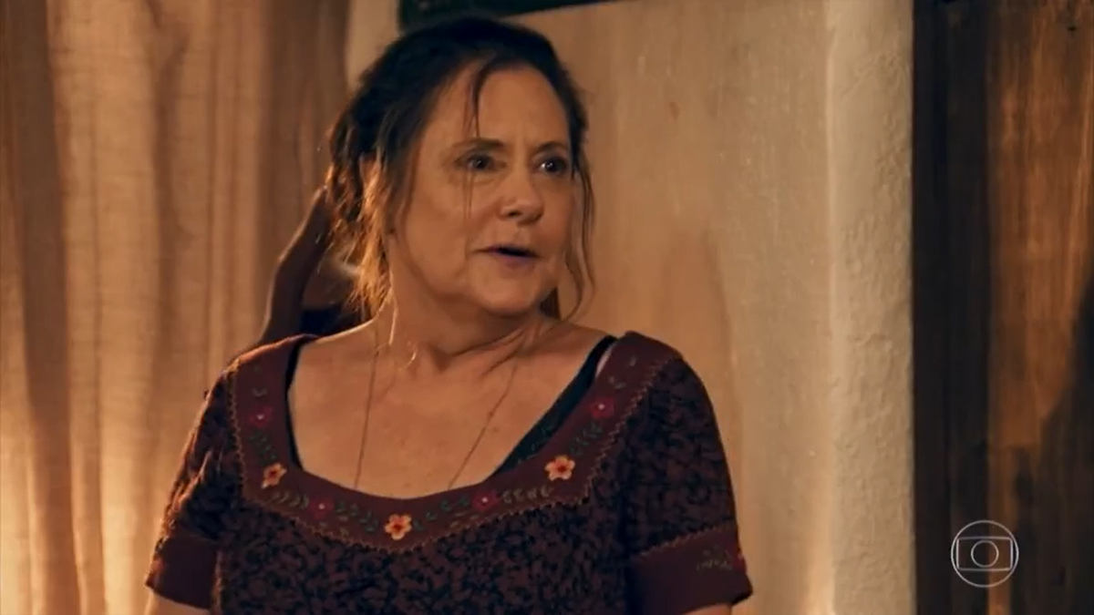 Cunegundes (Elizabeth Savala) em Êta Mundo Bom!