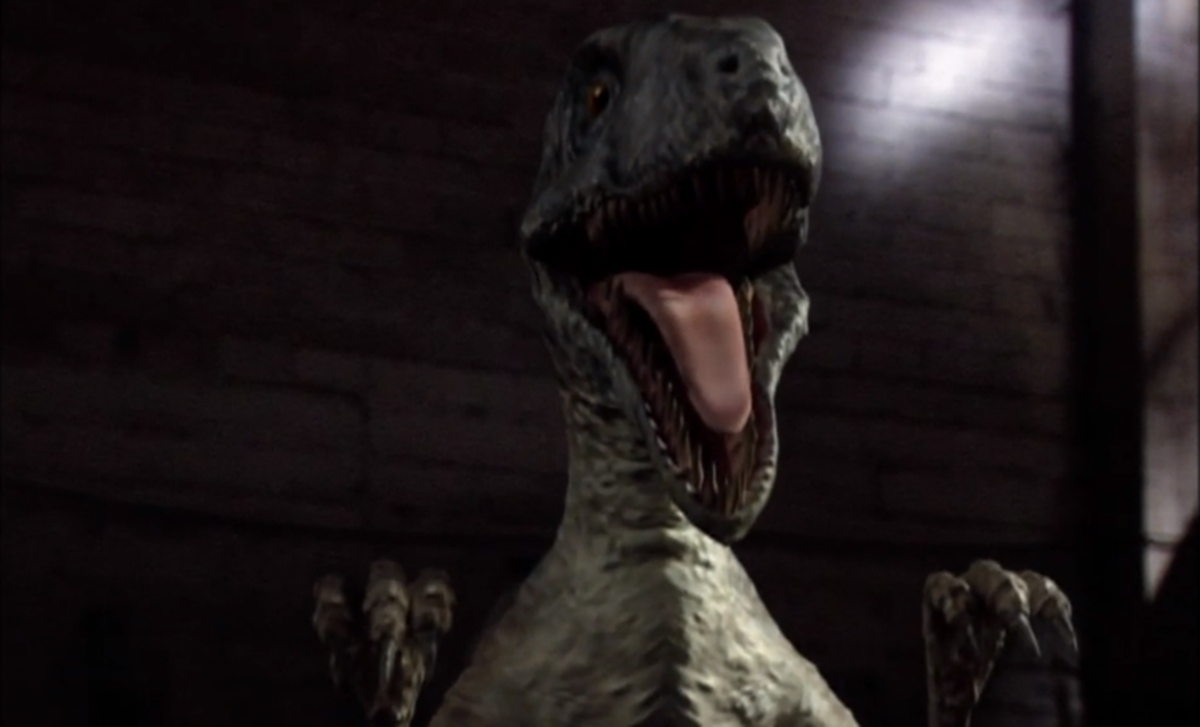 Dinossauro ataca Maria (Reprodução: Playplus)