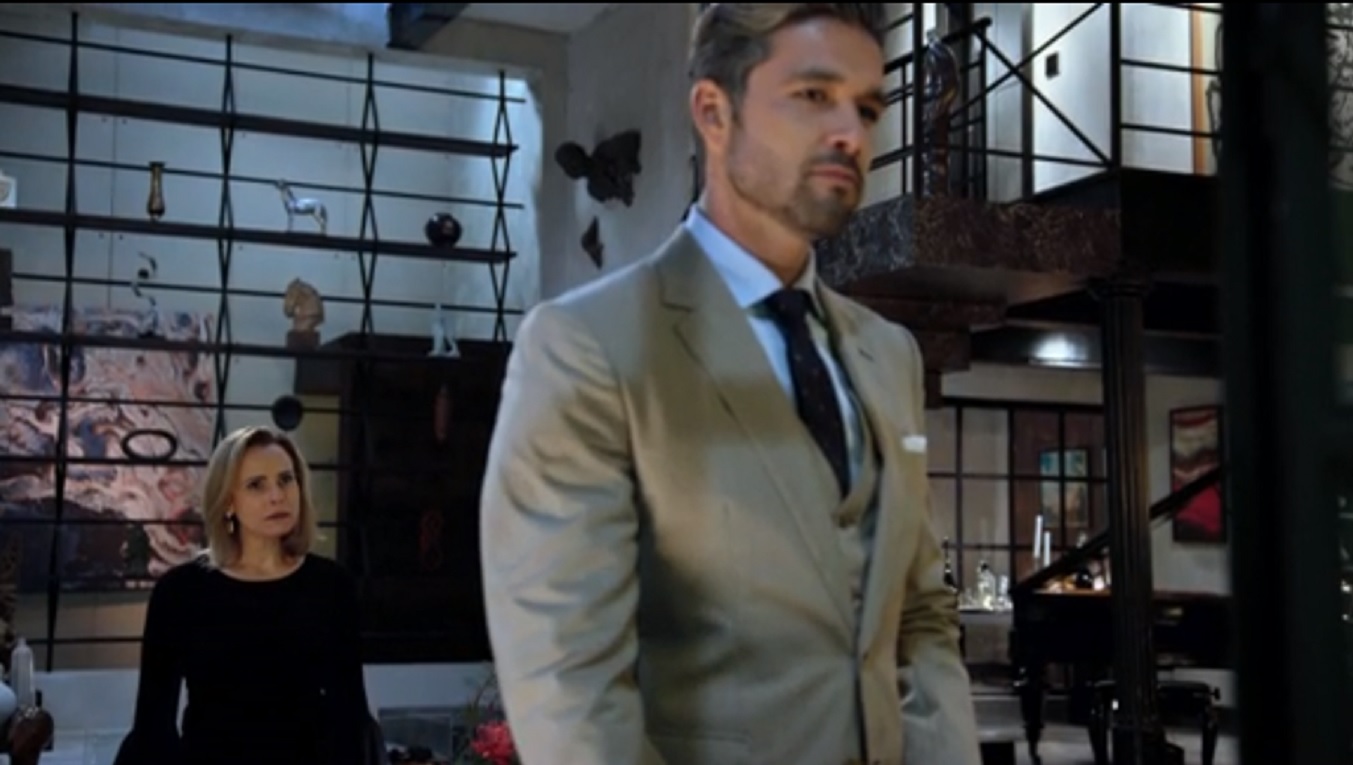 Débora (Bia Seidl) e Ricardo (Sérgio Marone) em Apocalipse