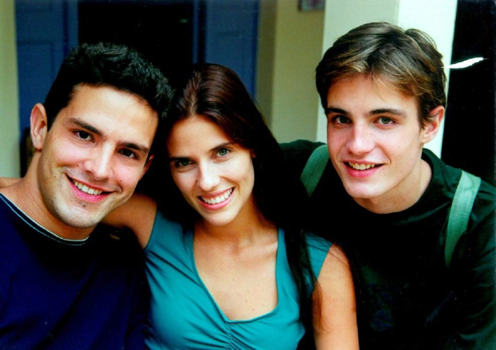 Gui (Iran Malfitano), Nanda (Rafaela Mandelli) e Leo (Max Fercondini) em Malhação 2001