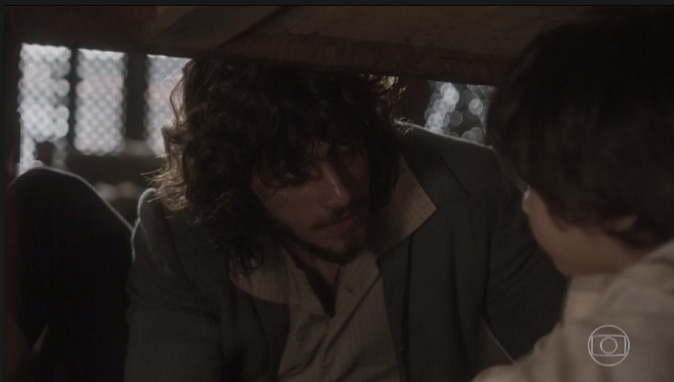 Joaquim (Chay Suede) e Quinzinho (Theo de Almeida Lopes) em Novo Mundo