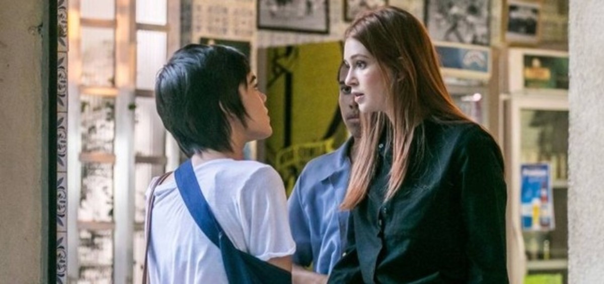 Leila (Carla Salle) e Eliza (Marina Ruy Barbosa) de Totalmente Demais