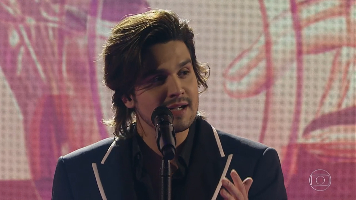 Luan Santana em sua live