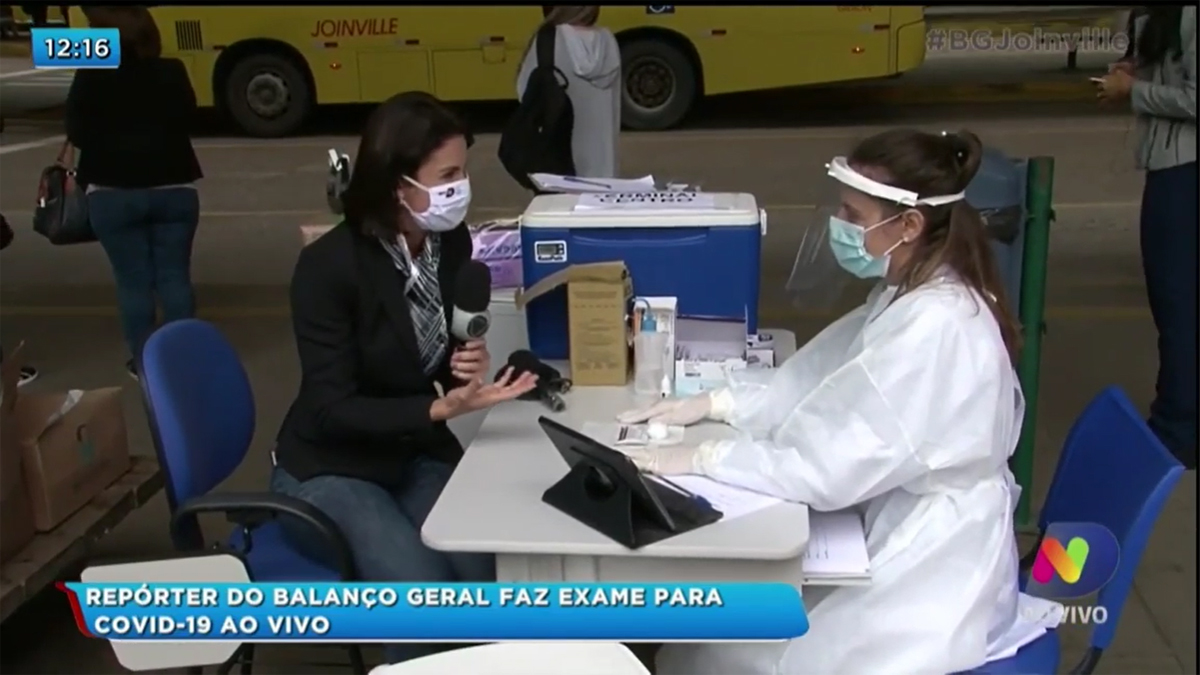 Repórter Kelly Borges do Balanço Geral Joinville