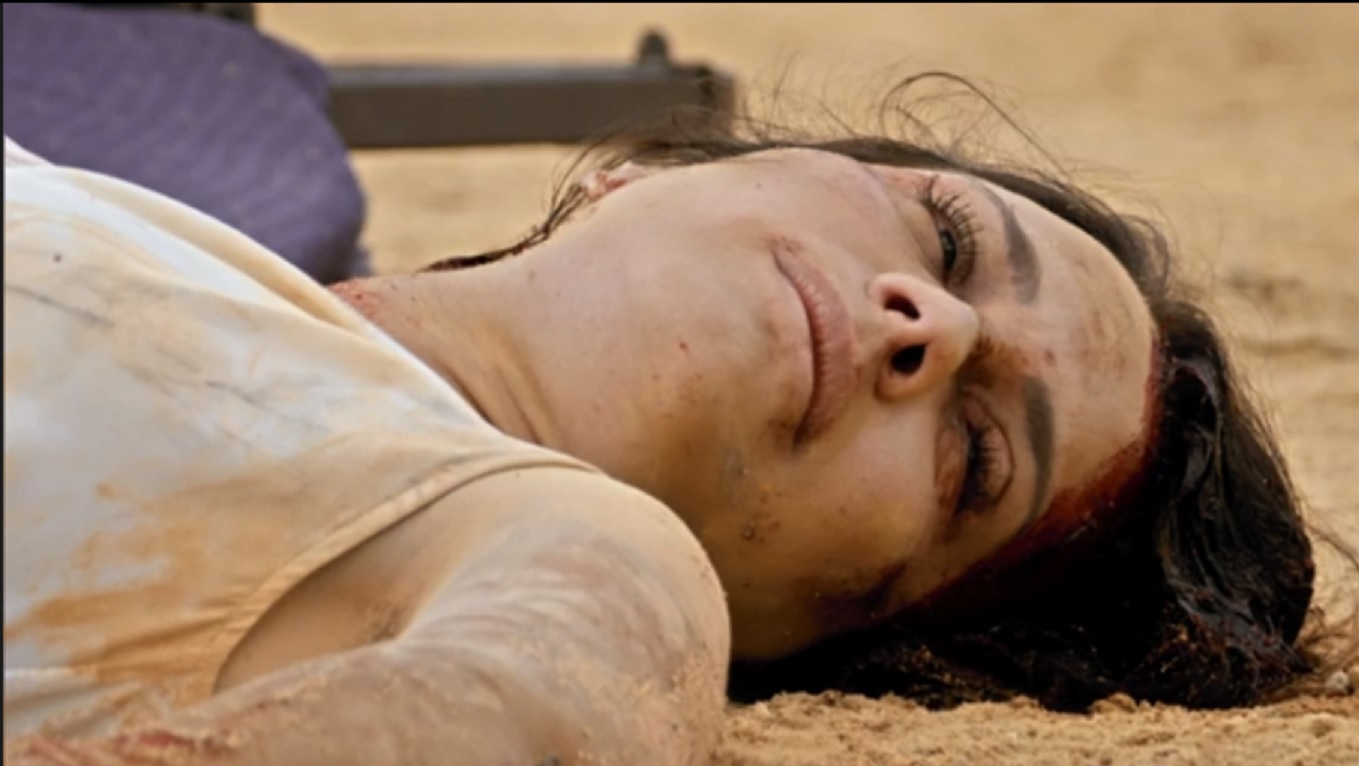 Zoe (Juliana Knust) em Apocalipse