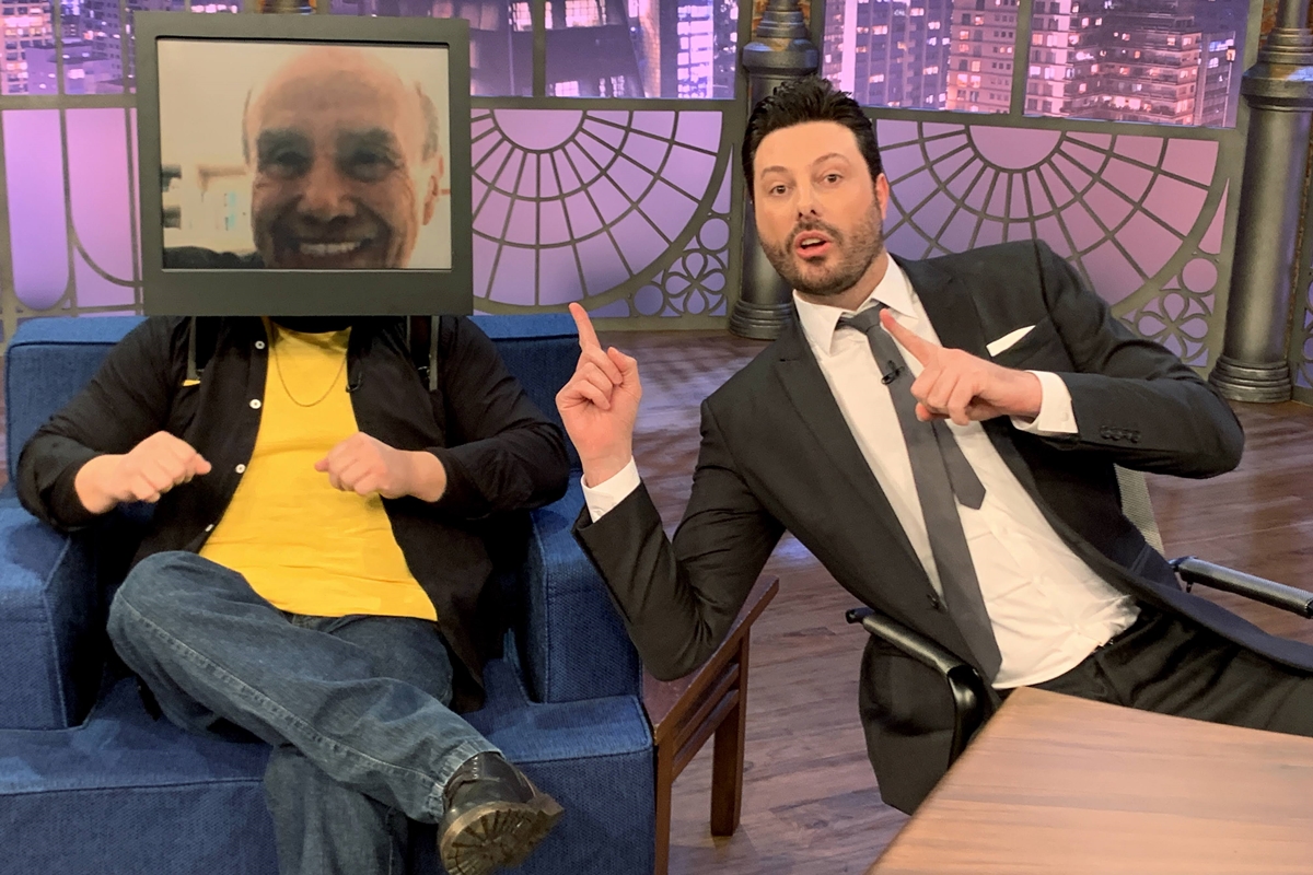 Danilo Gentili entrevista o ator Stênio Garcia no The Noite (Divulgação: SBT)