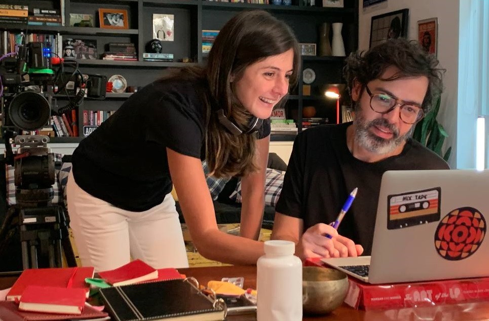Joana Jabace e Bruno Mazzeo em Diário de um Confinado