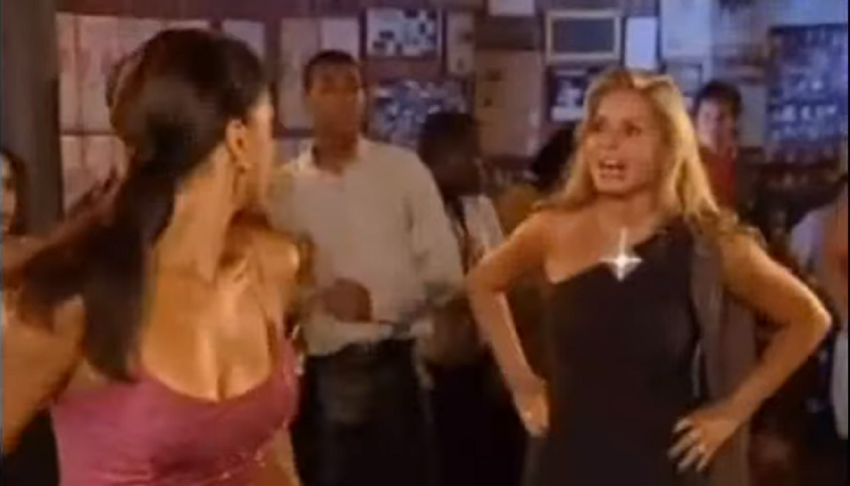 Deusa (Adriana Lessa) e Yvete (Vera Fischer) em O Clone