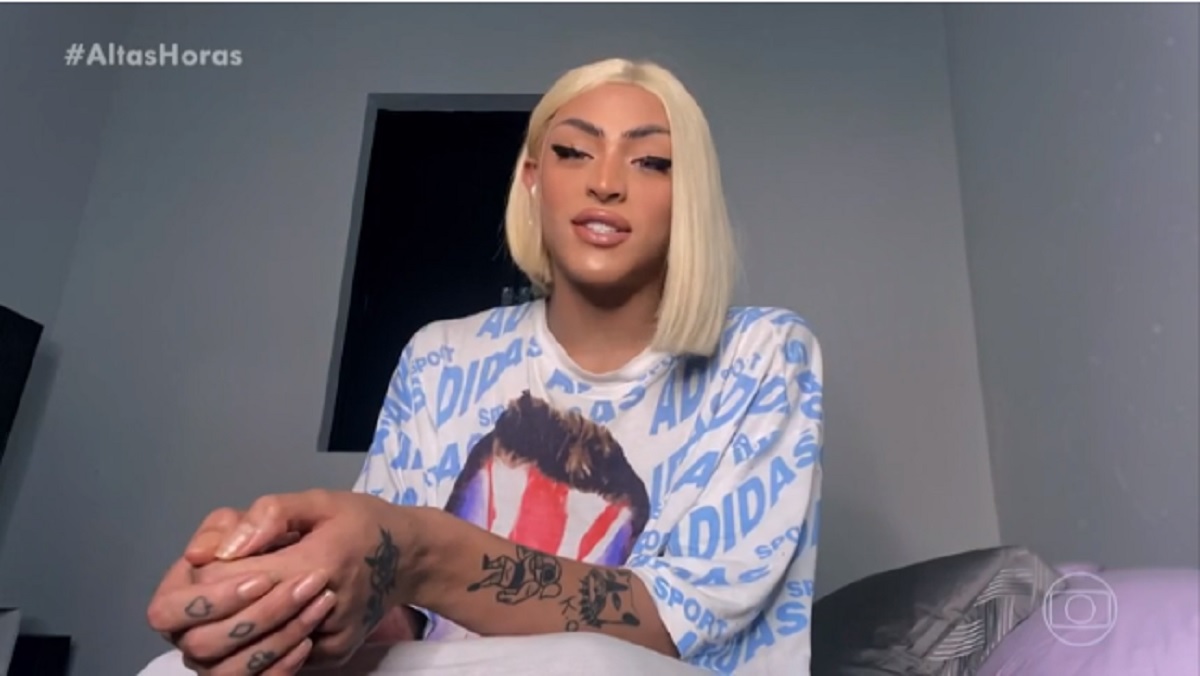 Pabllo Vittar, no Altas Horas