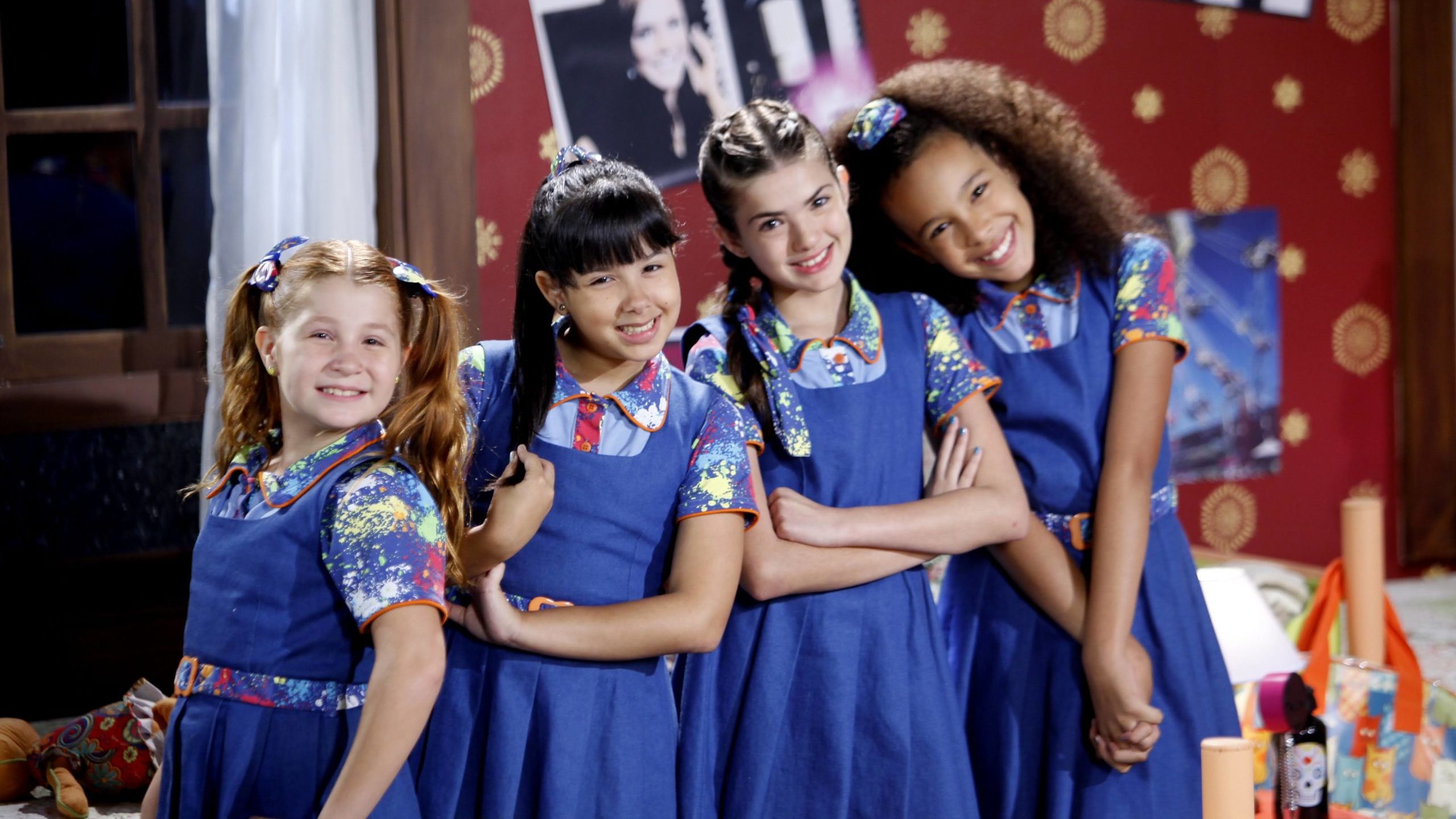 Giulia Garcia, Cinthia Cruz, Lívia Inhudes e Júlia Oliver em Chiquititas (Lourival Ribeiro / SBT)