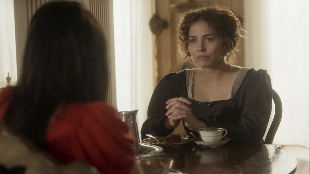 Anna (Isabelle Drummond) e Leopoldina (Letícia Colin) em Novo Mundo