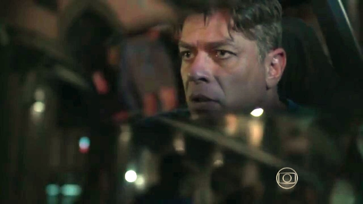 Arthur (Fábio Assunção) em Totalmente Demais