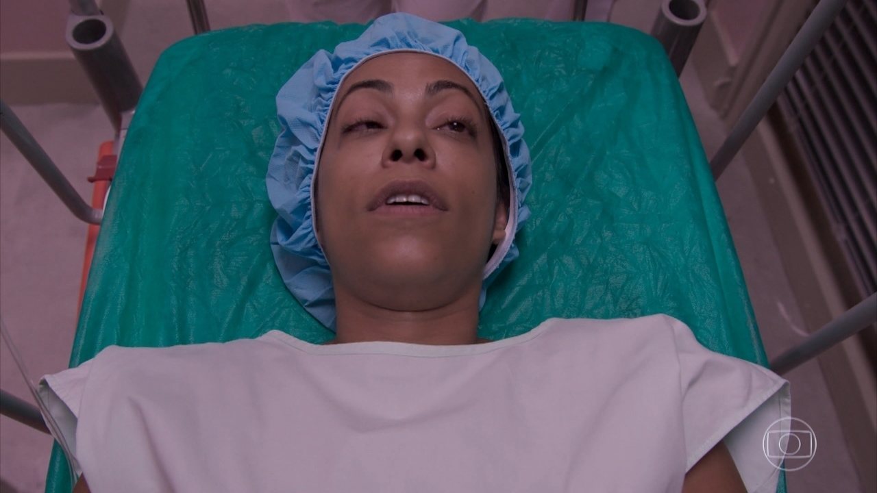 Dorinha (Samantha Schmütz) em Totalmente Demais