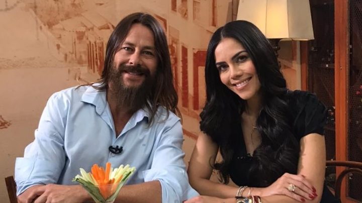 Theo Becker e Daniela Albuquerque no Sensacional (Divulgação / RedeTV!)