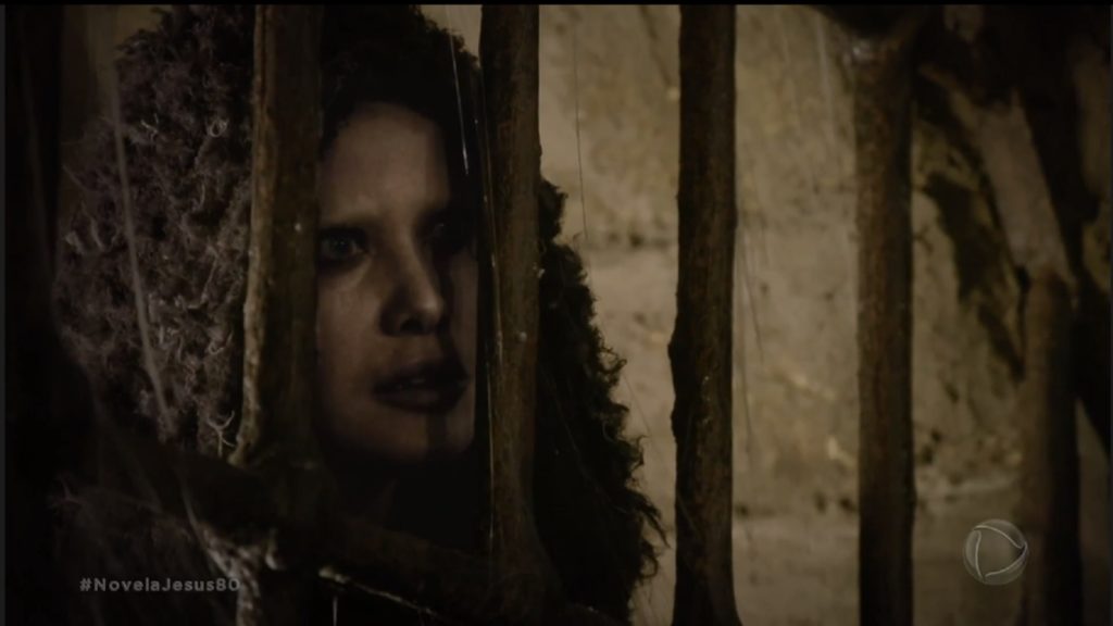 Satanás (Mayana Moura) em Jesus