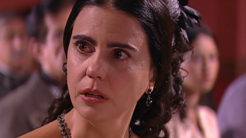 Tomásia (Mayara Magri) em A Escrava Isaura